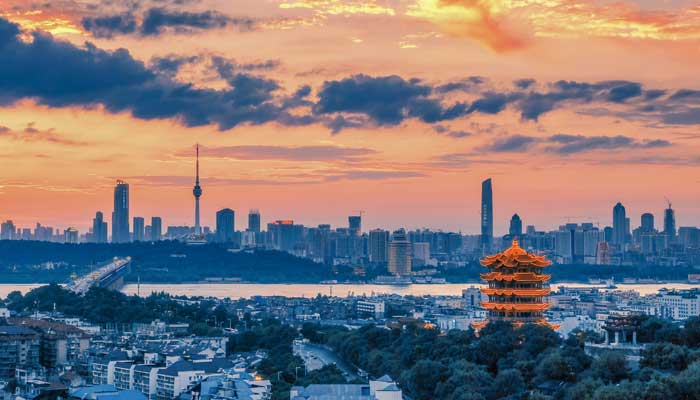十首关于黄鹤楼的诗 十首关于黄鹤楼的诗句 