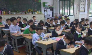 己亥杂诗的意思及翻译 己亥杂诗的意思及翻译20字以内
