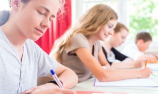 高考学生必看的励志句子 高考学生必看的励志句子摘抄