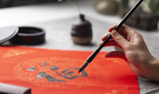 轻柔近义词（轻柔近义词语是什么）