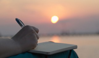 写诗的简单方法 写诗的15种方法