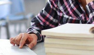 写秋色的诗句（写秋思的诗句）