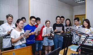 大学生教师节的发言稿（大学生教师节的发言稿简短）