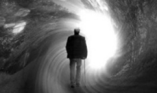 回光返照的科学解释（回光返照的科学解释百度百科）