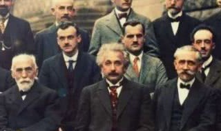 简单的解释相对论（简单的解释相对论的例子）