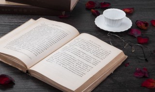 草的古诗解释 草的古诗解释岁是什么意思