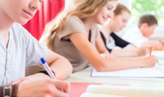 水葫芦引号的作用 水葫芦引号的作用,是表示强调?