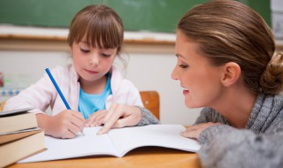 混怎么读 混沌怎么读