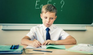 名人传作者简介（中国十大名人传记）