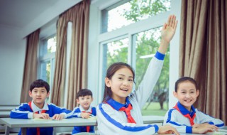 允许近义词（如许近义词）