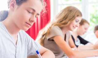 亏字怎么组词（造字怎么组词）