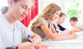 摆脱的近义词（摆脱的近义词和反义词）