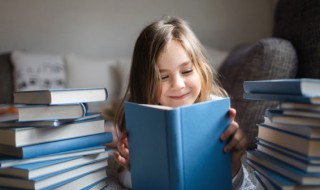 夜走蜈蚣岭概括50字（夜走蜈蚣岭故事情节概括）