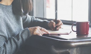 蝶字组词语（蝶字组词语两个字）