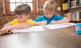 呐字组词 呐字组词和拼音