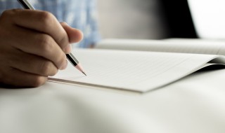 写一件感动的事作文 写一件感动的事作文500字