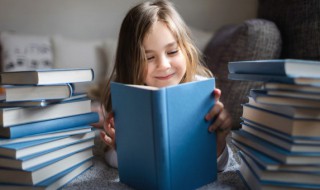 吠组词和拼音（吠组词拼音部首结构）