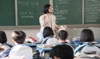 江畔独步寻花古诗（江畔独步寻花古诗全首）