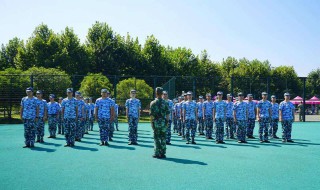 军训内容 军训内容300字高中