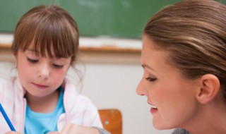 考小学的教师资格证需要什么资料（考小学教师资格证需要哪些材料）