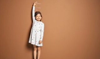 幽默吸引人的自我介绍 幽默吸引人的自我介绍简短