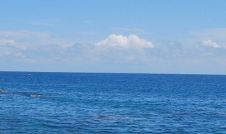 描写大海的四字词语（写出描写大海的四字词语）