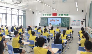 变形记该怎么写 变形记该怎么写?