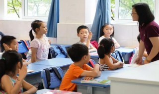 正方形的表面积公式（正方形的表面积公式怎么写）
