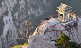 西岳指的是（西岳指的是哪个山）
