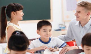 3000英语怎么读 3000英语怎么读初一