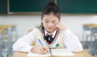 故人西辞黄鹤楼的意思是什么 故人西辞黄鹤楼的故是什么意思