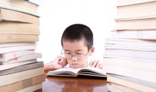 鹊桥仙的作者是谁（鹊桥仙的作者是谁怎么读）