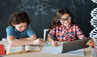 画画的英文怎么读（绘画的英文怎么读paint）