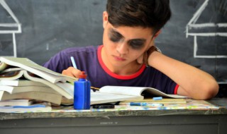 迷茫怎么写（迷茫怎么写句子）