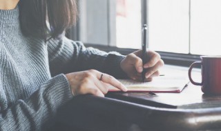 春眠不觉晓意思（春眠不觉晓意思相似俩句是的）