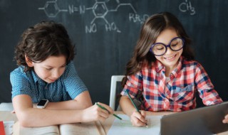 sigh是什么意思 sighs是什么意思