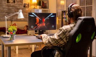 无人机炸鸡是什么意思（无人飞机炸鸡过什么意思）