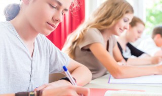 伯可以组什么词 伸可以组什么词