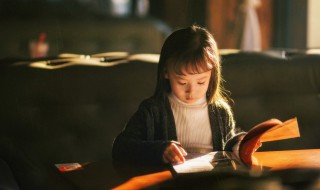 而且的且可以组什么词（而且的且可以组什么词可以组什么词）